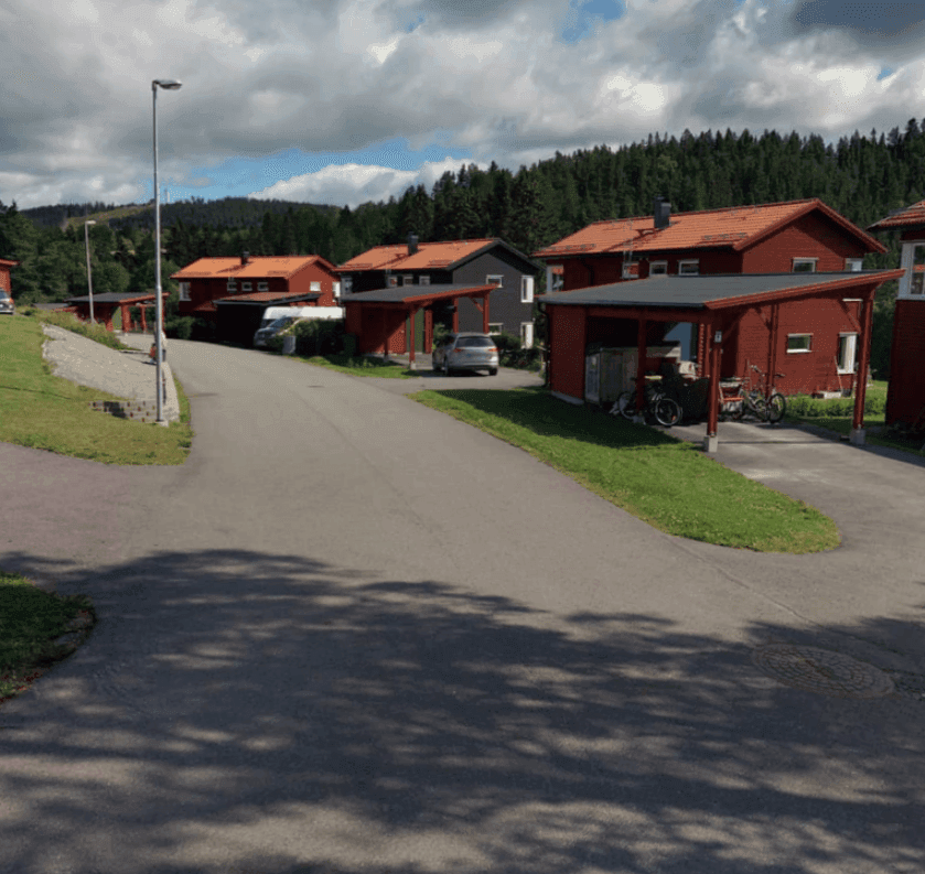 Foto på de tre villorna som ingår i planområdet