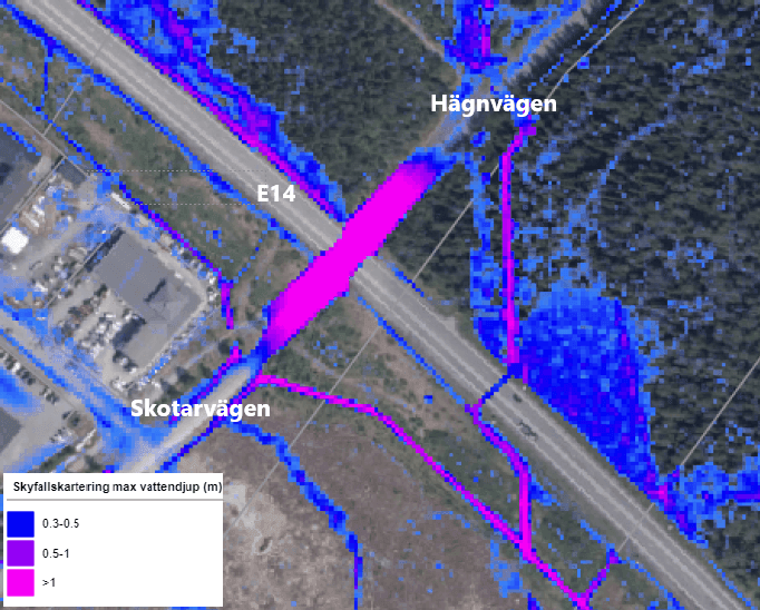 Maximalt vattendjup i underfarten enligt skyfallskarteringen är mer än en meter.